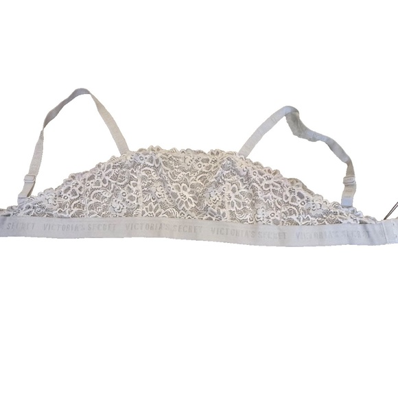 Victoria's Secret‎ Lacy Sexy Bralette; RN54867; Crème; Size Small - Picture 3 of 11